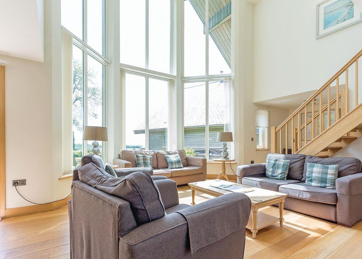 Swandown Lodges Chard Exteriör bild
