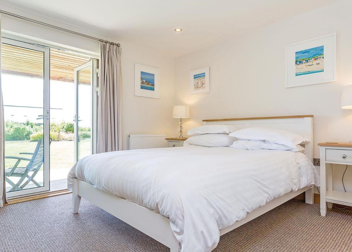 Swandown Lodges Chard Exteriör bild